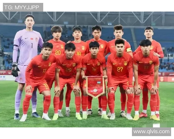 国足U22迎战泰国队全力争胜期待年轻球员展现实力与团队合作精神