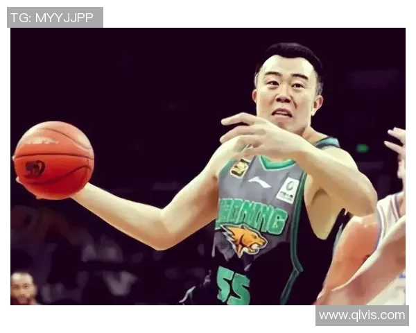 韩德君:从篮球新星到中国男篮的中流砥柱之路与辉煌成就分析 韩德君:从篮球新星到中国男篮的中流砥柱之路与辉煌成就分析