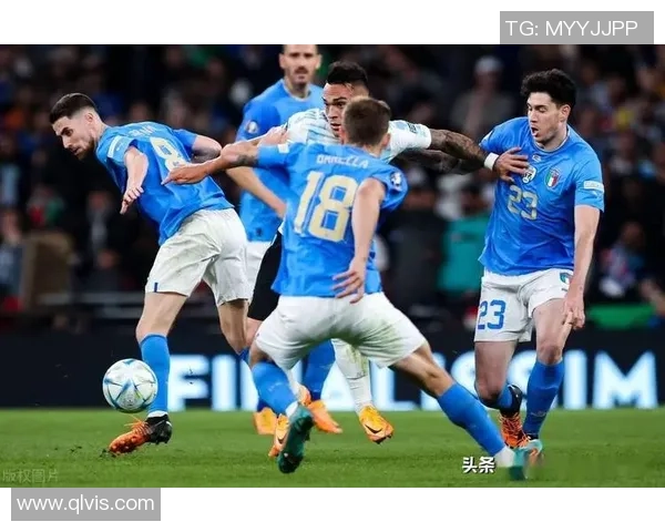 阿根廷与意大利排球对决精彩回顾与赛场亮点分析 阿根廷与意大利排球对决精彩回顾与赛场亮点分析