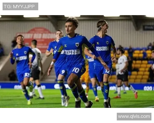 伯利与温布尔登的精彩对决揭示足球战术与团队精神的完美结合 伯利与温布尔登的精彩对决揭示足球战术与团队精神的完美结合