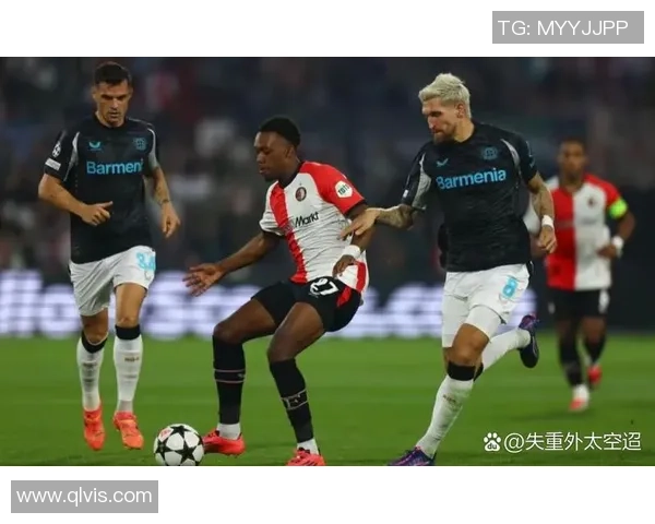 费耶诺德主场迎战海牙期待精彩对决双方争夺积分势必激烈 费耶诺德主场迎战海牙期待精彩对决双方争夺积分势必激烈