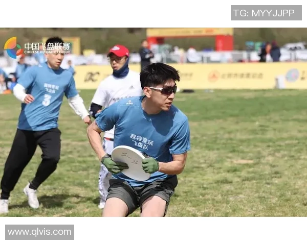 飞盘战术揭秘:杭州飞盘队如何运用快攻策略赢得比赛MBA 飞盘战术揭秘:杭州飞盘队如何运用快攻策略赢得比赛MBA