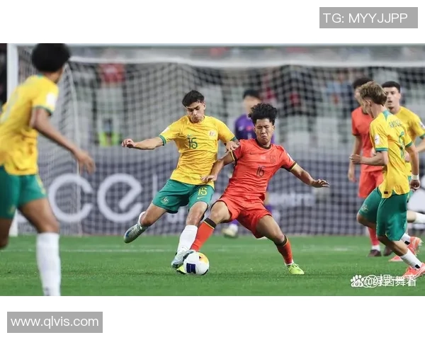 U20波兰与意大利激战正酣青年足球赛场上的青春对决