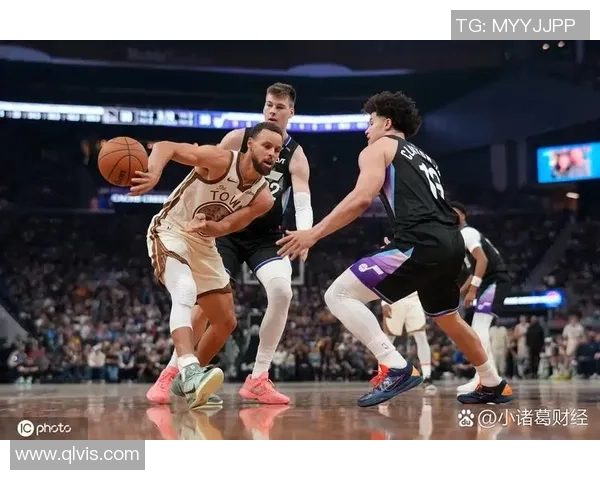 勇士与爵士激战五场季后赛回顾精彩瞬间与关键时刻分析
