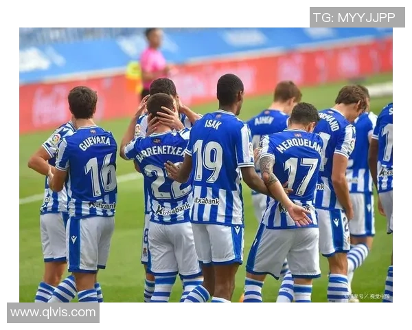 新泻天鹅与东京绿茵的激烈对决展现足球魅力与团队精神的巅峰之战